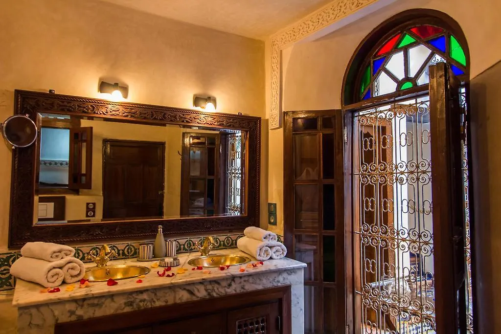 Riad Les Remparts De Fes Morocco